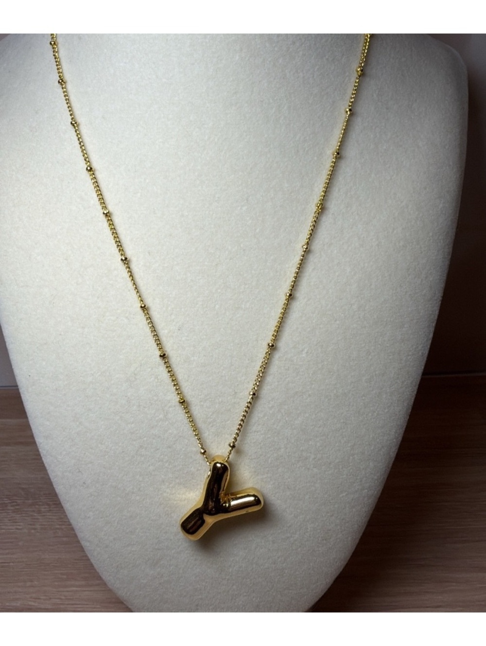 Y Initial Bubble Letter Necklace